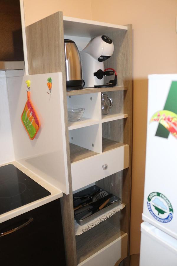 דירות פמפורובו Winter Аpartments Gerovi מראה חיצוני תמונה